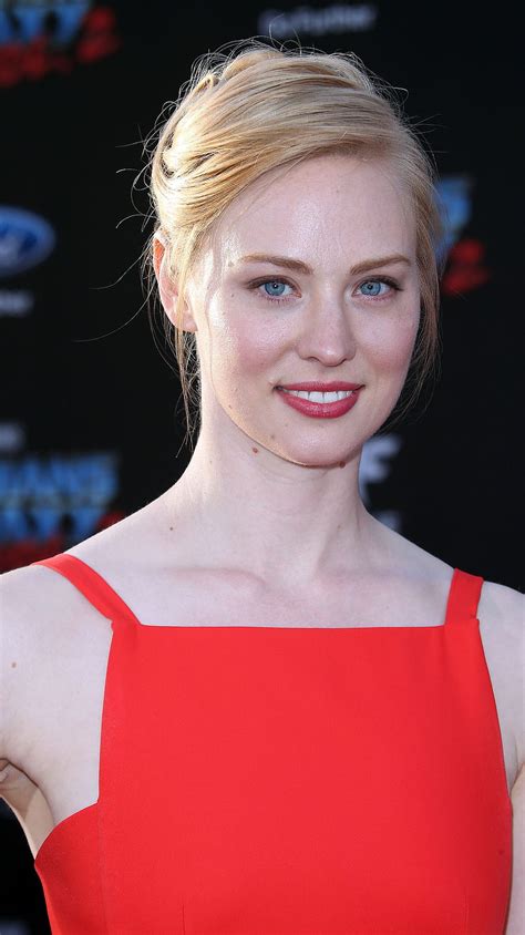 Deborah Ann Woll says that she is not the woman in the photos